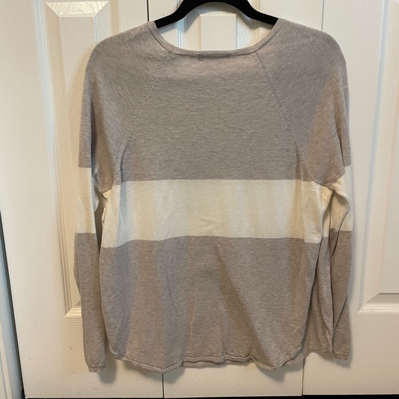 Tart sweater - Picture 2 of 4